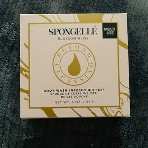 🌟SPONGELLE BLOSSOM BLISS BODY BUFFER 🌟